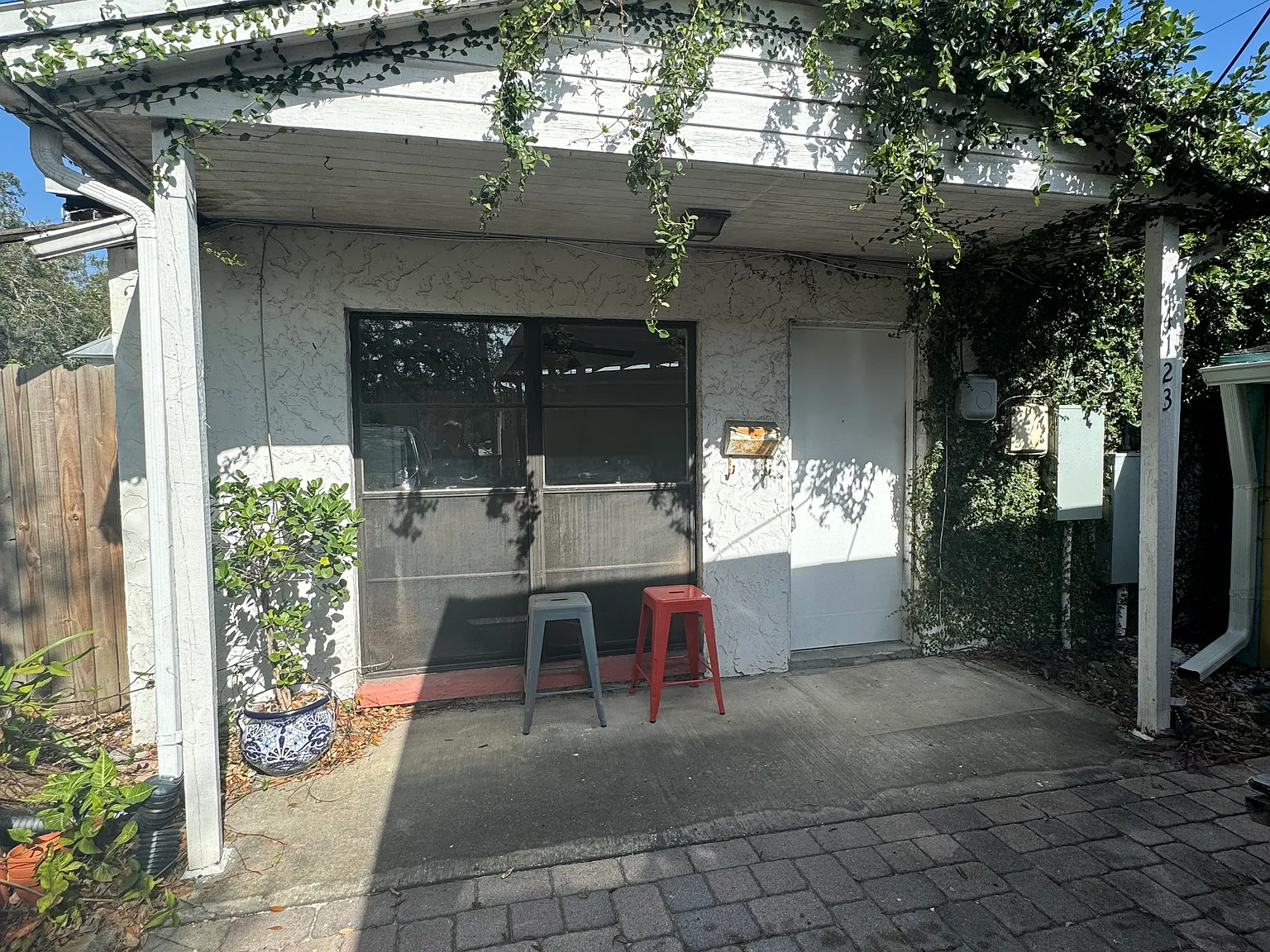 1 bed, 700 sqft, $1,200 — Photo 1