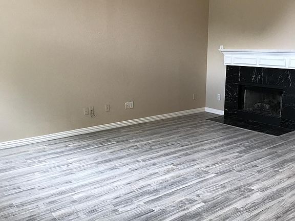 4th image of 597 Continental Dr