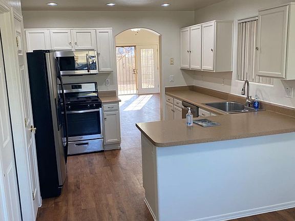 5th image of 5329 S Newcastle Ct #1