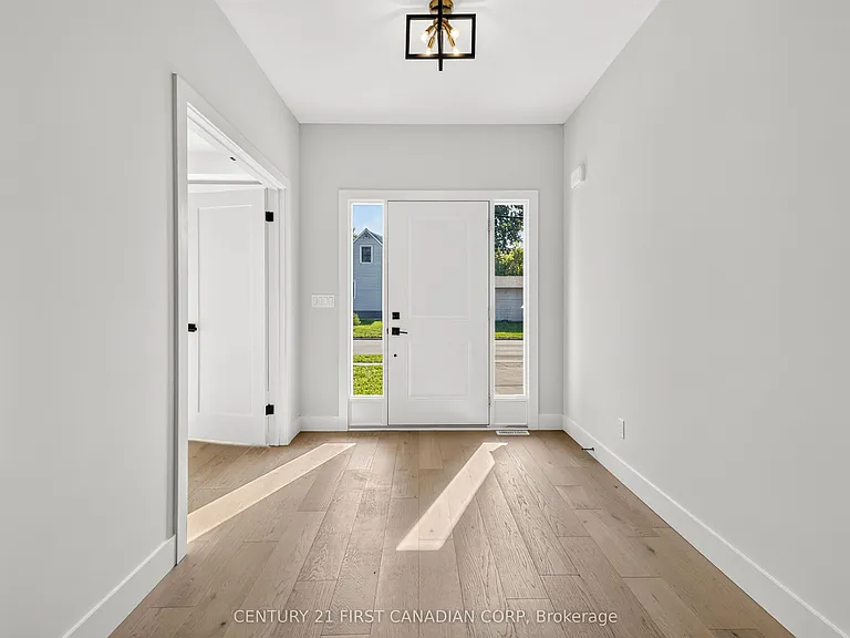 775 Verulam St — Photo 3