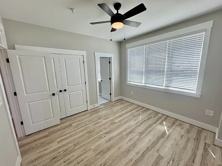 2920 P St #3 — Photo 8