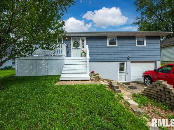 623 Pekin Ave, East Peoria, IL 61611