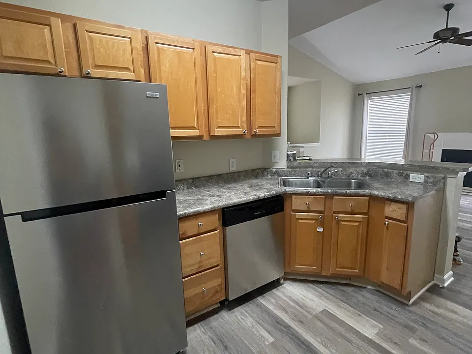 18054 Villa Creek Dr