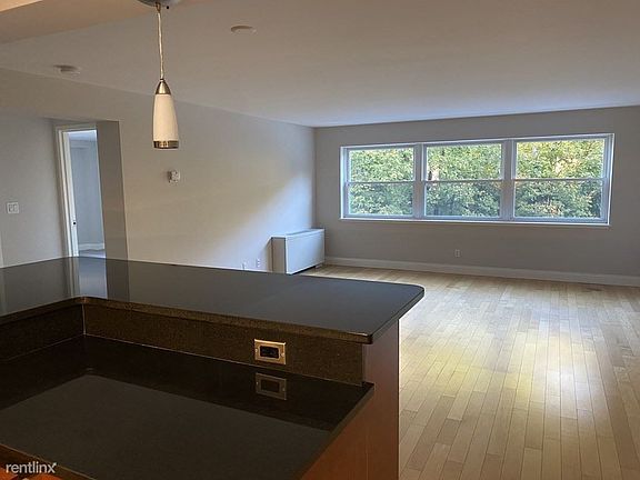 1600 Beacon #611 Brookline (Coolidge Corner) Unit Photo 10