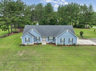 185 Plantation Dr, Leesburg, GA 31763