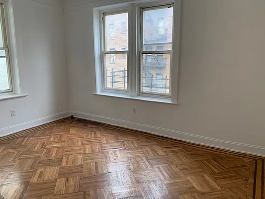 Rented by Premier Metro Realty Corp | media 11