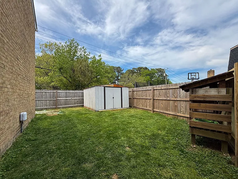 4606 Merrimac Ln — Photo 5