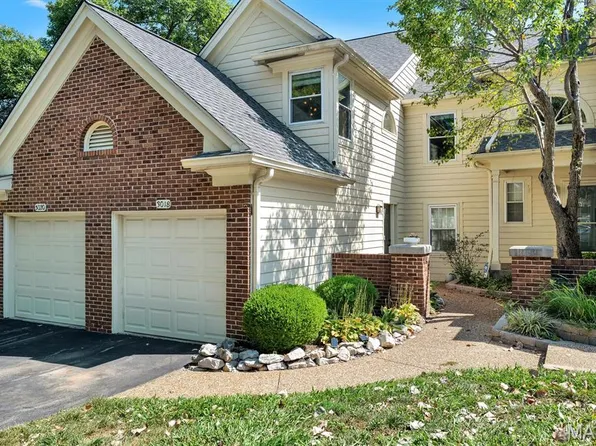 3018 Autumn Shores Dr, Maryland Heights, MO 63043