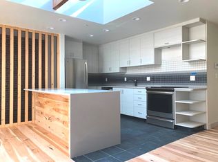 163 Newbury St #2R, Boston, MA 02116