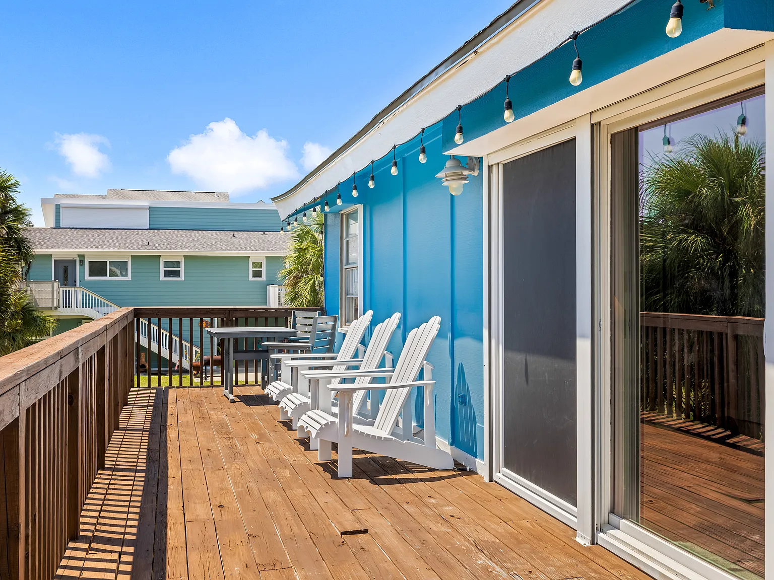 3 bed, 1.5 bath, 768 sqft, $3,000 — Photo 2