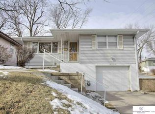 4900 S 77th Ave, Ralston, NE 68127