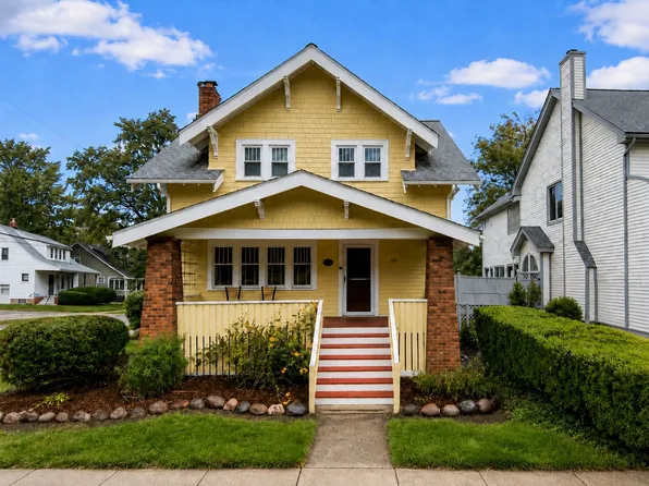 620 W 4th St, Royal Oak, MI 48067