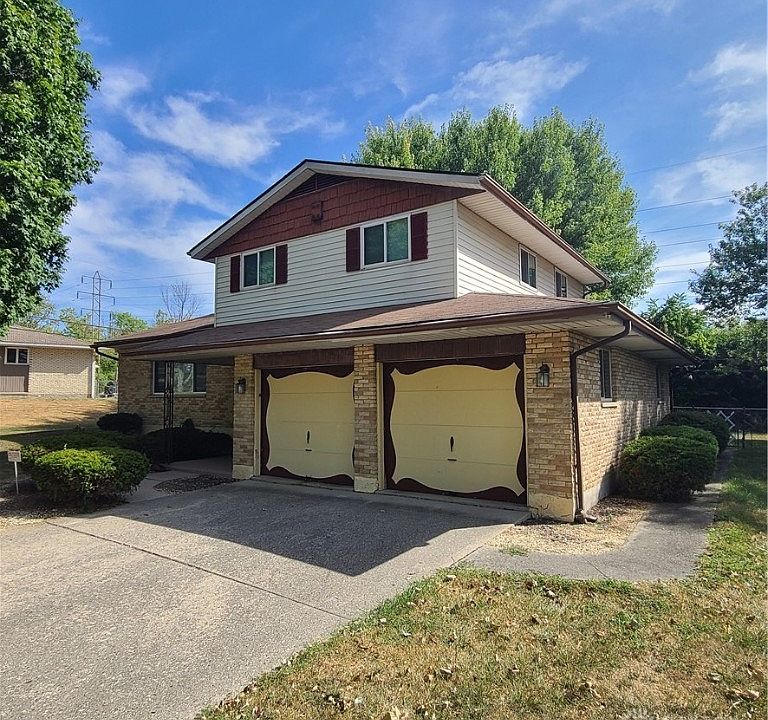 1st image of 900 Accent Park Dr