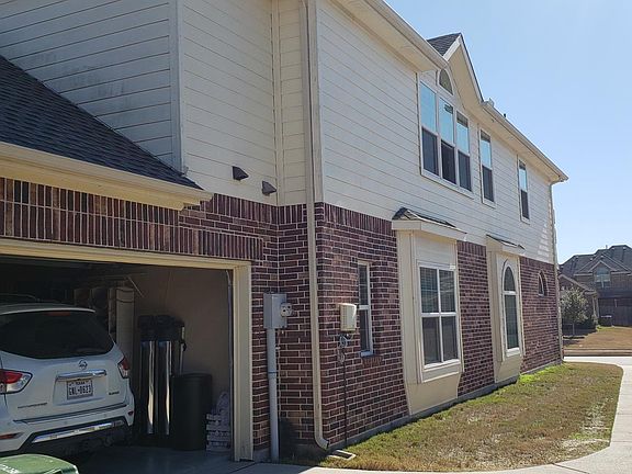 4th image of 545 Windy Knoll Dr