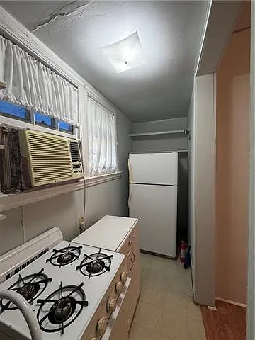 1 bed, 1.0 bath, 800 sqft, $1,200 — Photo 4