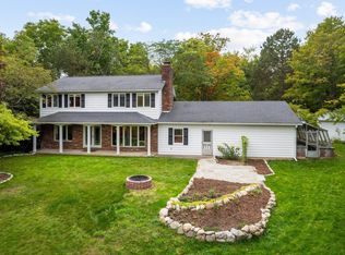 4225 Bay View Point, Traverse City, MI 49684