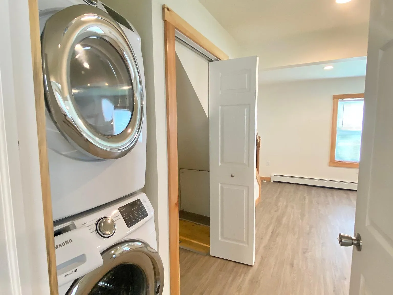 1016 Vine St — Photo 2