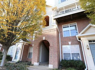 7046 Falls Reach Dr APT 301, Falls Church, VA 22043