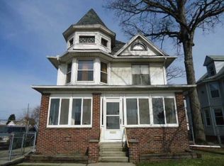 2327 N Summit St, Toledo, OH 43611