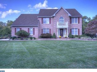 1 Kirkwood Dr, Mount Laurel, NJ 08054