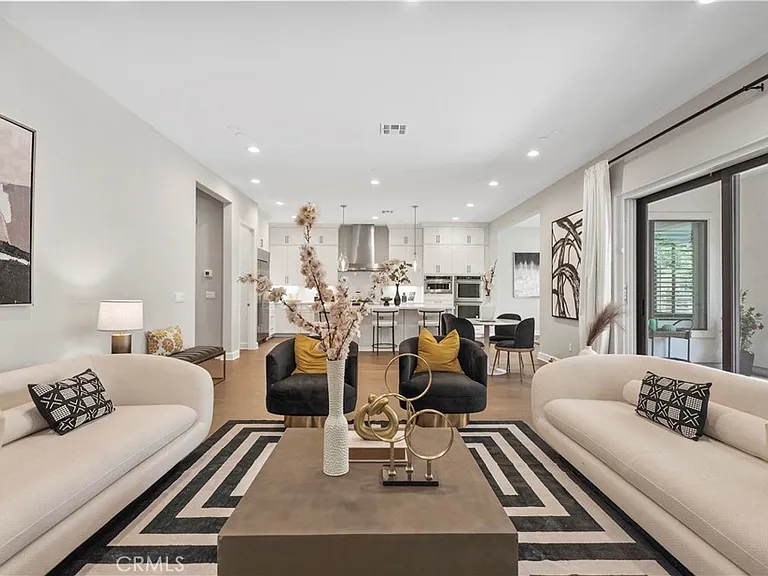 370 Sawbuck — Photo 12