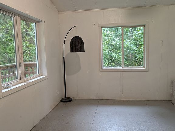 3rd image of 2570 Cresbard Ct #E