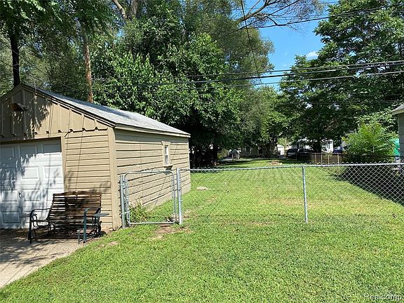 5th image of 6537 Westpoint St #1
