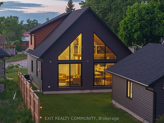 4th image of 3913 Egremont Rd