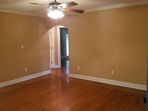 5th image of 9455 Hickory St #B