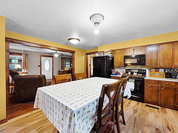 9th image of this home