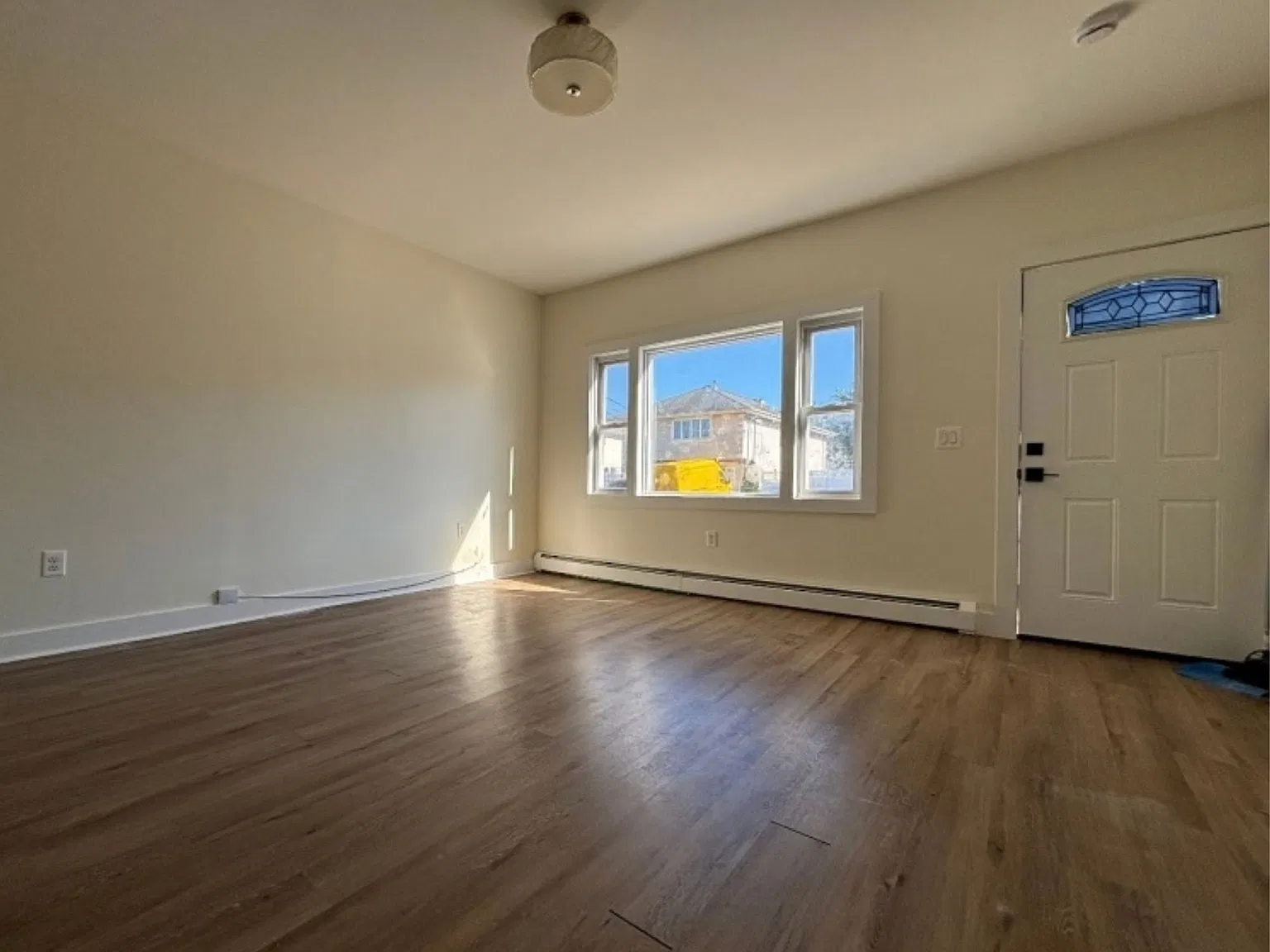 1 bed, $1,899 — Photo 2