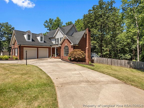 3rd image of 3322 Windmere Dr