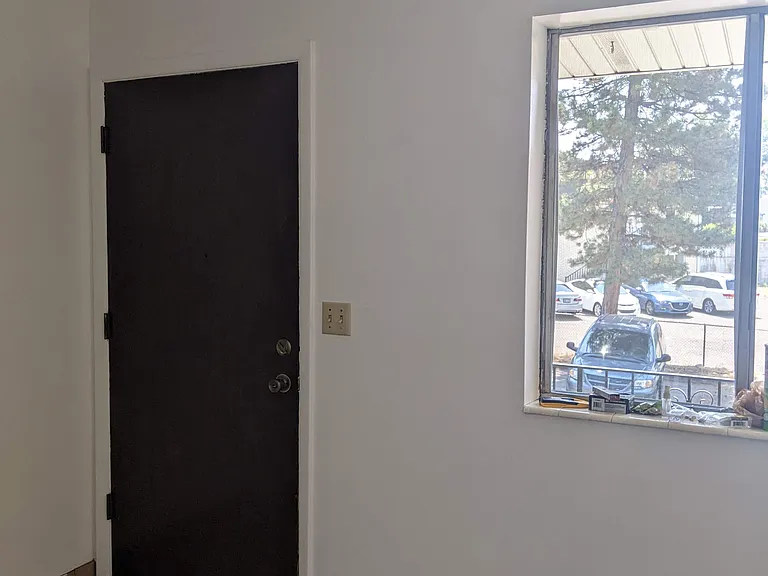 1347 E Fort Union Blvd #1 — Photo 2