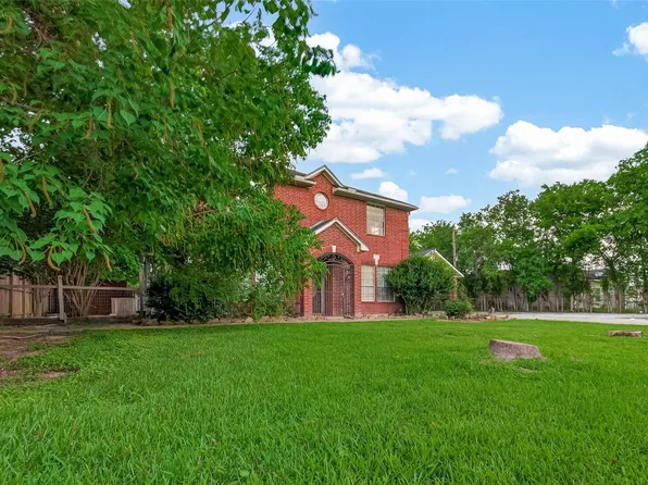6131 E Houston Rd, Houston, TX 77028