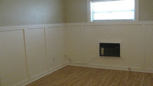 5th image of 2755 Park St APT 3