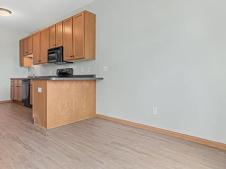 78 Bridgewater Trl — Photo 11