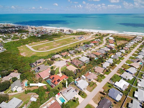 4th image of 30 Spanish Waters Dr