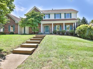 949 Burgundy Ln, Ballwin, MO