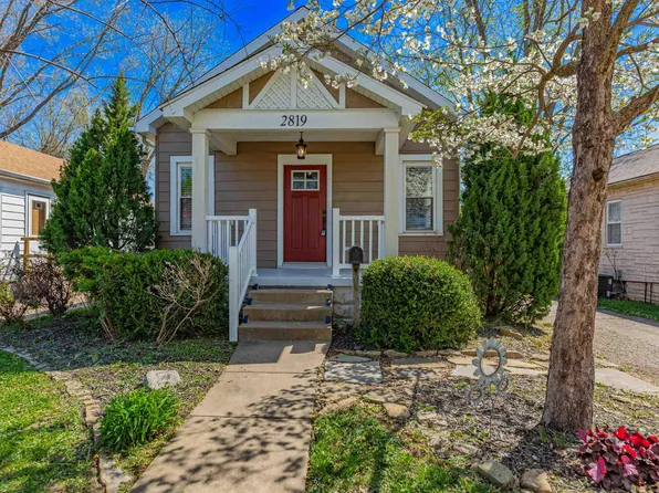 2819 Oakley St, Evansville, IN 47710