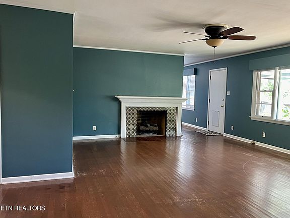 3rd image of 5818 E Sunset Rd