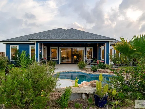 183 Torrey Pines Rd, Pt Isabel, TX 78578