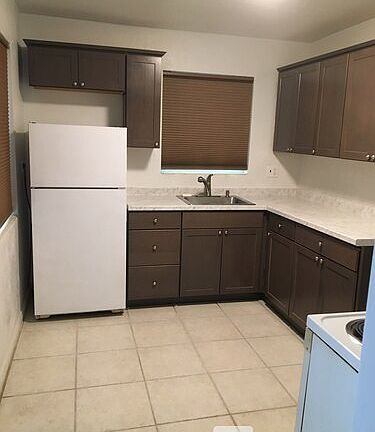 3rd image of 24 Byron Ellinor Dr #A