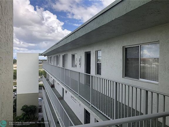 4th image of 2228 N Cypress Bend Dr APT 504