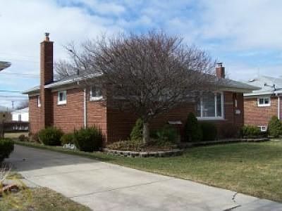 5th image of 501 N Leona Ave