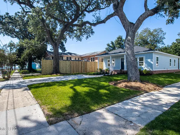 135 Saint John Ave, Biloxi, MS 39530