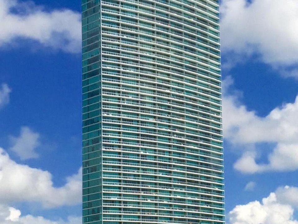 Marina Blue - One of Most modern Building in Miami