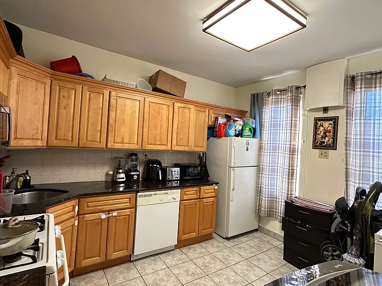 315 Kennedy Blvd #1 — Photo 1