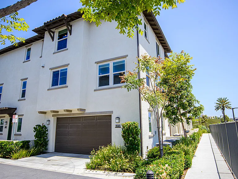3565 Brody Way — Photo 1