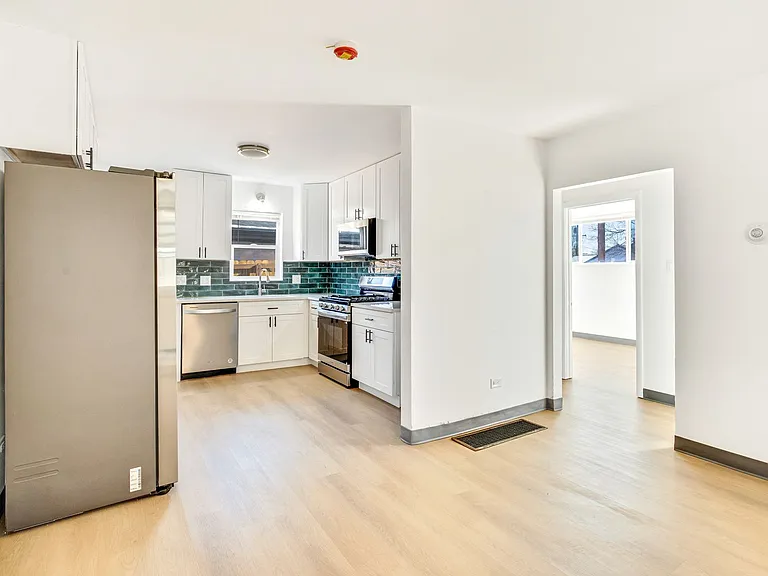 4851 W 11th Ave — Photo 11