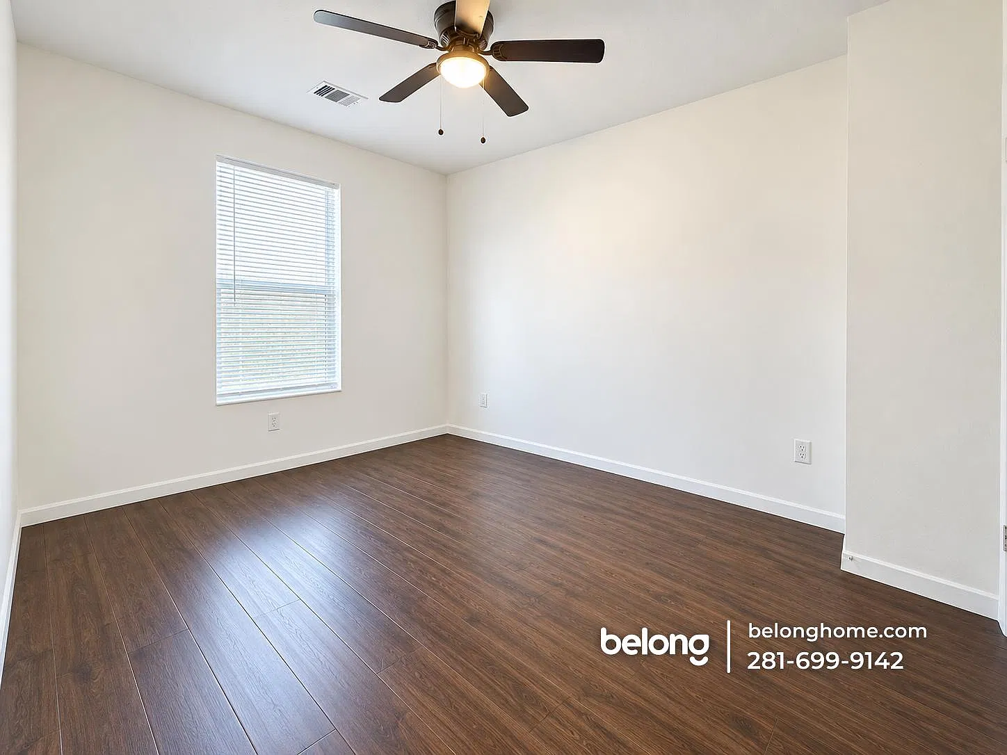 5 bed, 2.5 bath, 2600 sqft, $4,185 — Photo 2